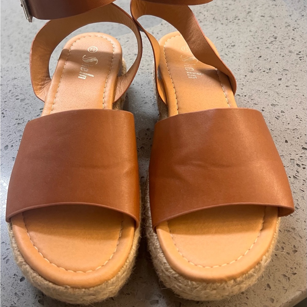 Brown Espadrille wedge Sandals 7.5